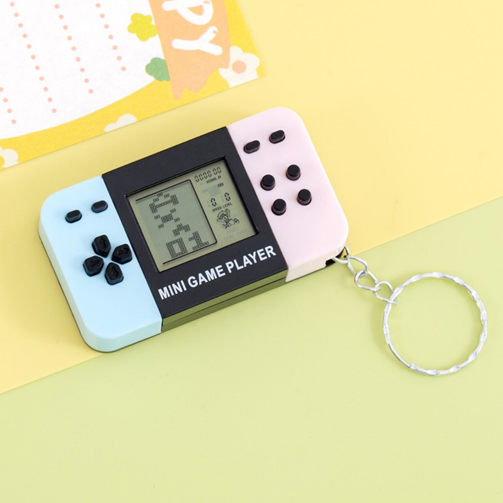 Классическая портативная игров – обзор и цена Retro Gaming Keychain
